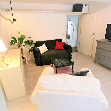 Zentrale Ferienwohnung „Treibholz“ Im Sonnenblumenhaus Фленсбург Екстериор снимка