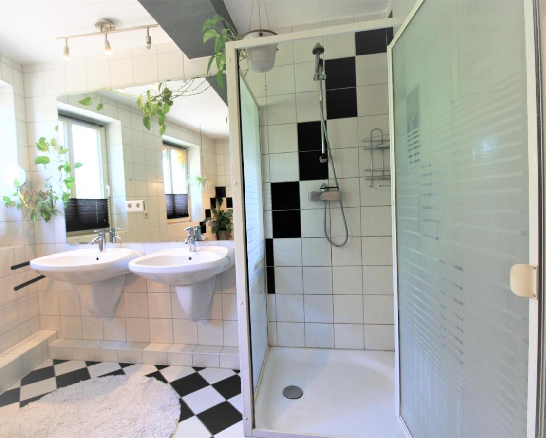 Zentrale Ferienwohnung „Treibholz“ Im Sonnenblumenhaus Фленсбург Екстериор снимка